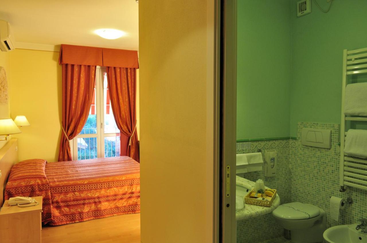 Hotel Alsazia Sirmione Exterior photo