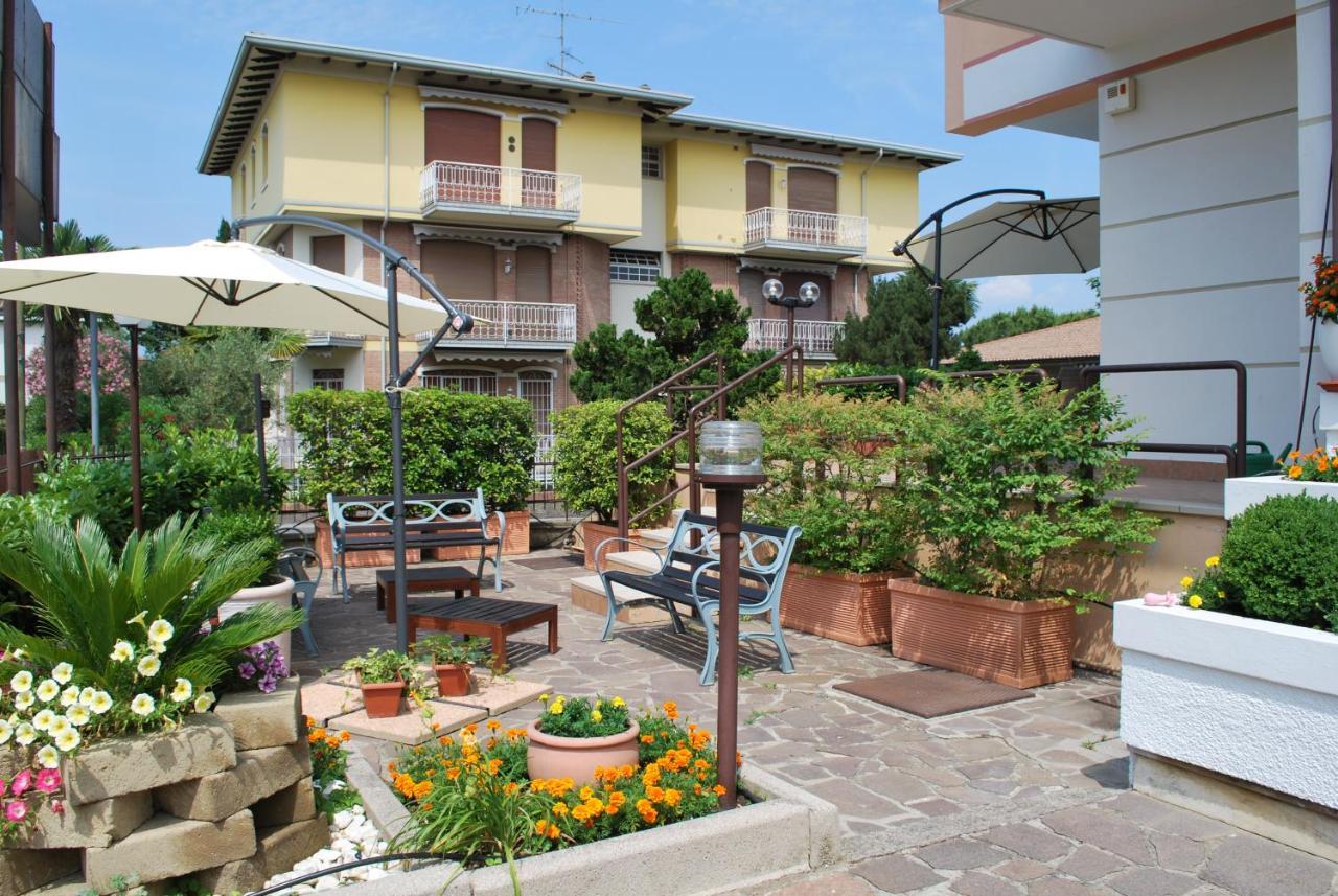 Hotel Alsazia Sirmione Exterior photo