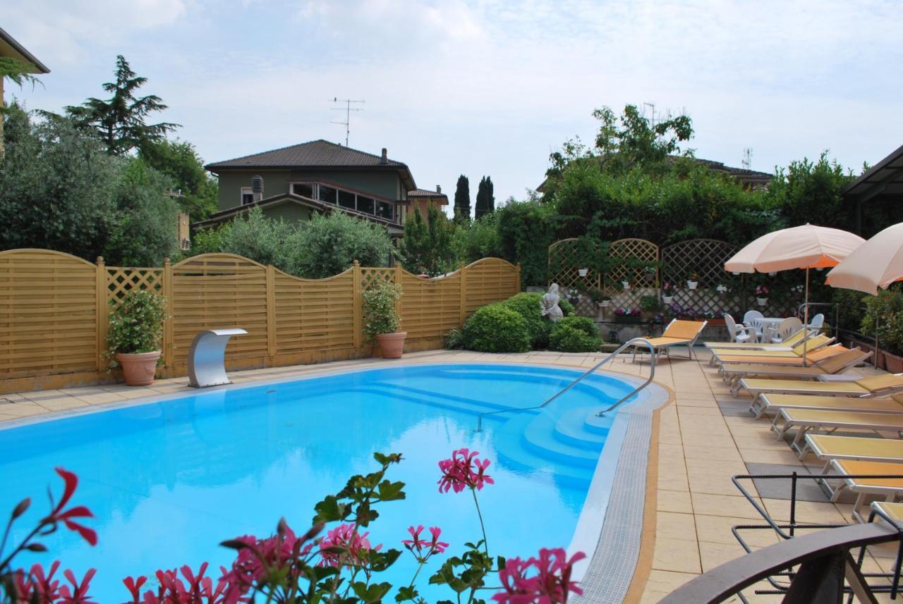 Hotel Alsazia Sirmione Exterior photo