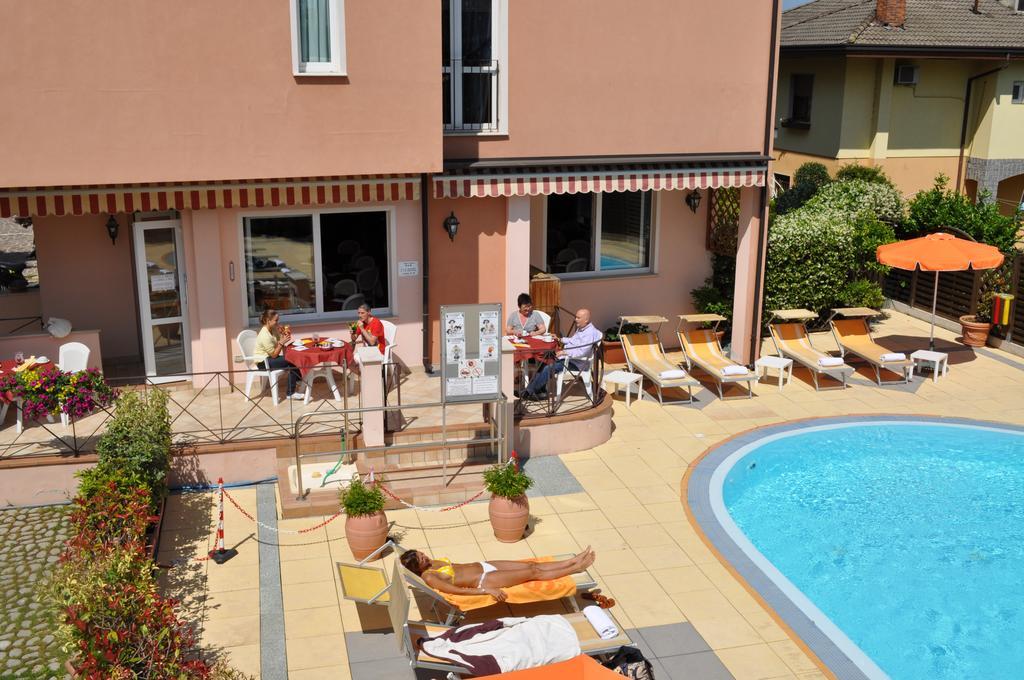 Hotel Alsazia Sirmione Exterior photo
