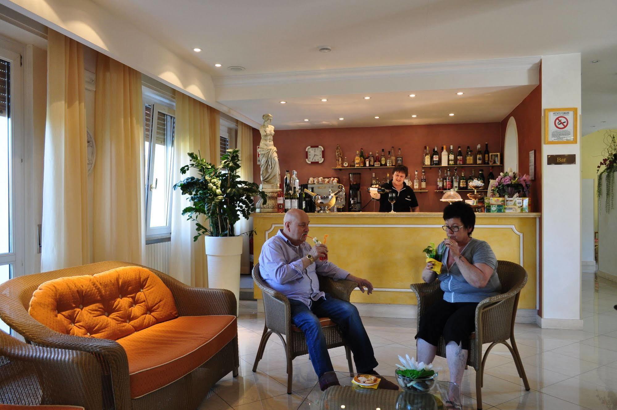 Hotel Alsazia Sirmione Exterior photo